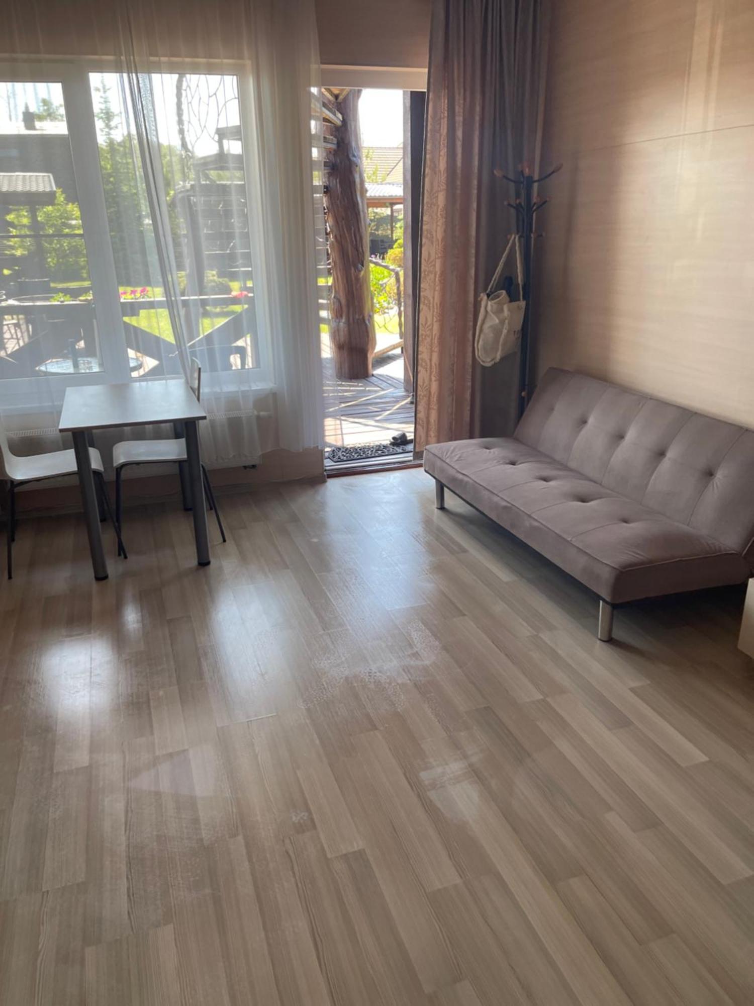 Pajurio Vingis Apartment พาลังกา ภายนอก รูปภาพ